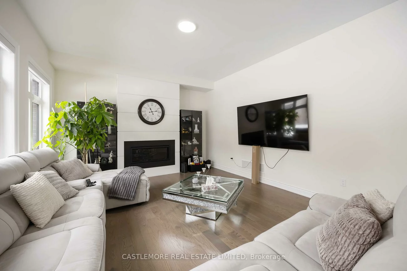 16, Settlers, Bond Head, Bradford West Gwillimbury