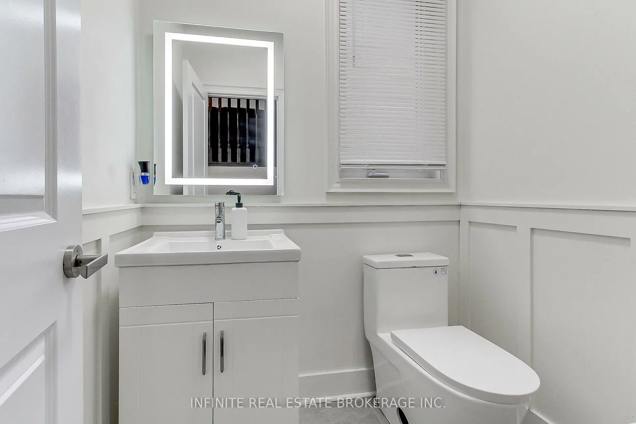 27, Selby, Bradford, Bradford West Gwillimbury