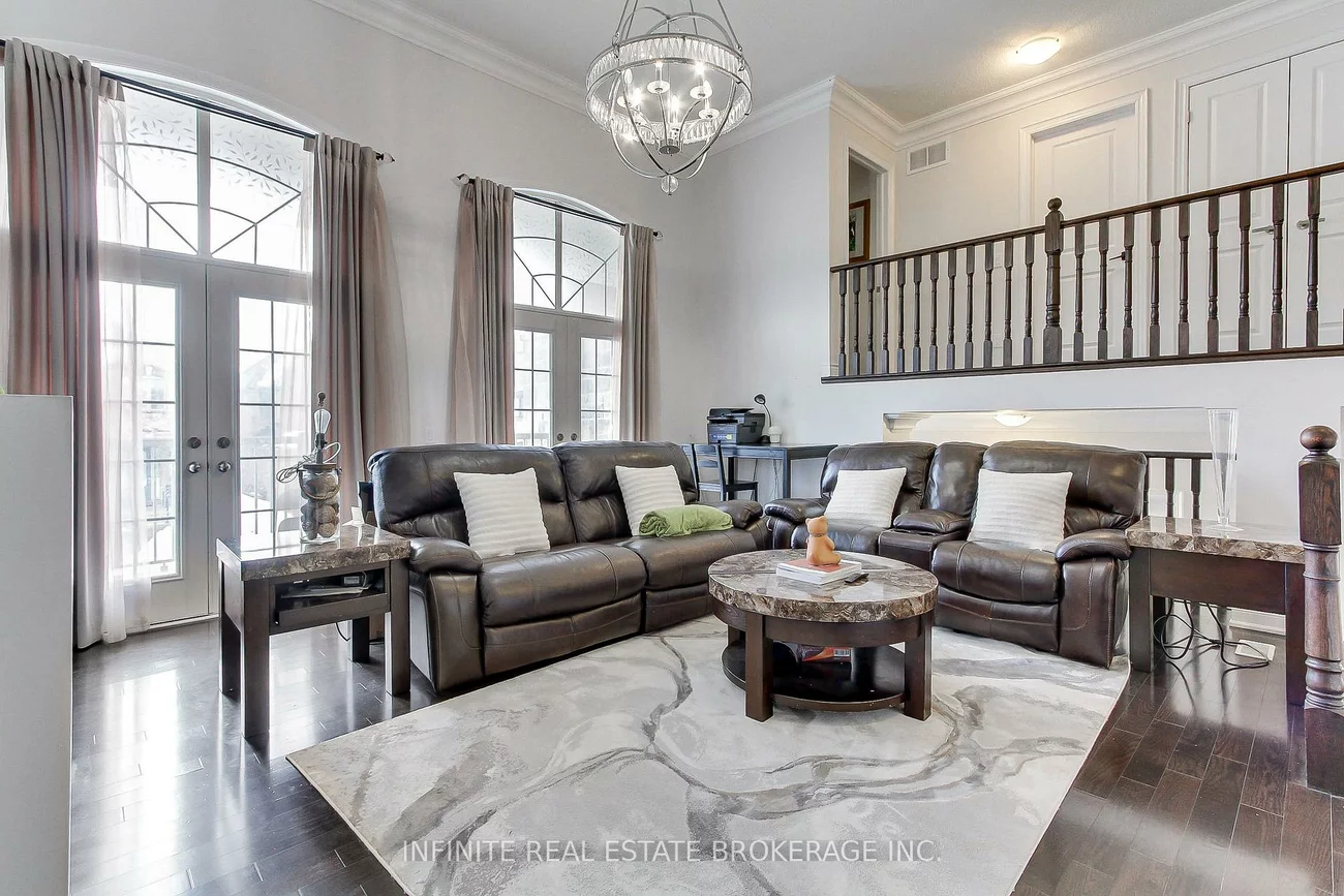 27, Selby, Bradford, Bradford West Gwillimbury