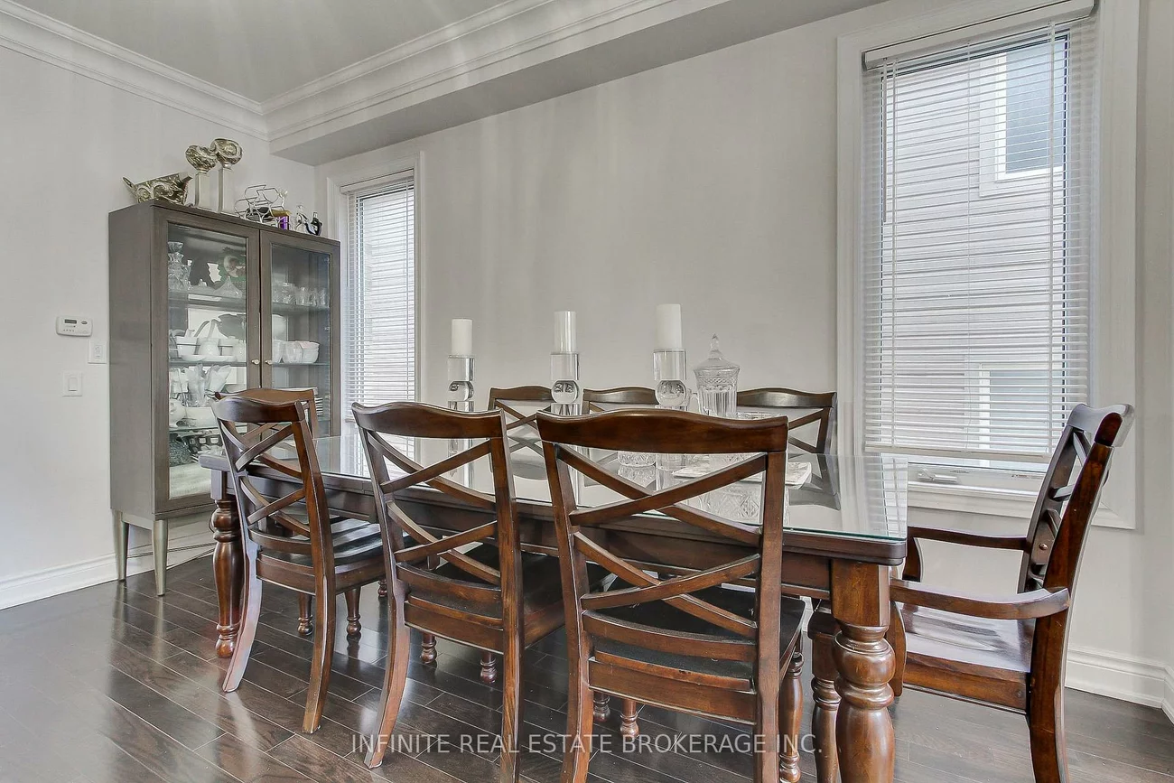 27, Selby, Bradford, Bradford West Gwillimbury