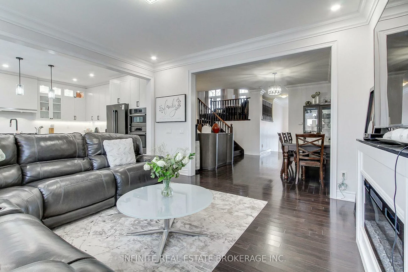 27, Selby, Bradford, Bradford West Gwillimbury