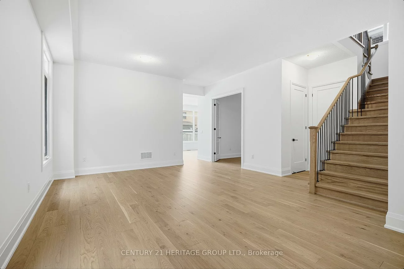 20, Vasey, Bradford, Bradford West Gwillimbury