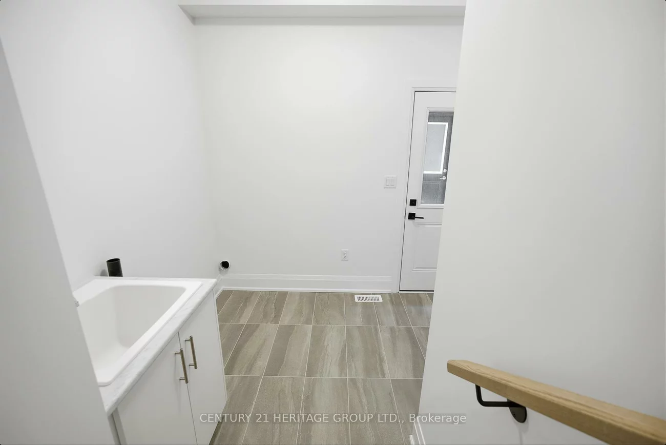 20, Vasey, Bradford, Bradford West Gwillimbury