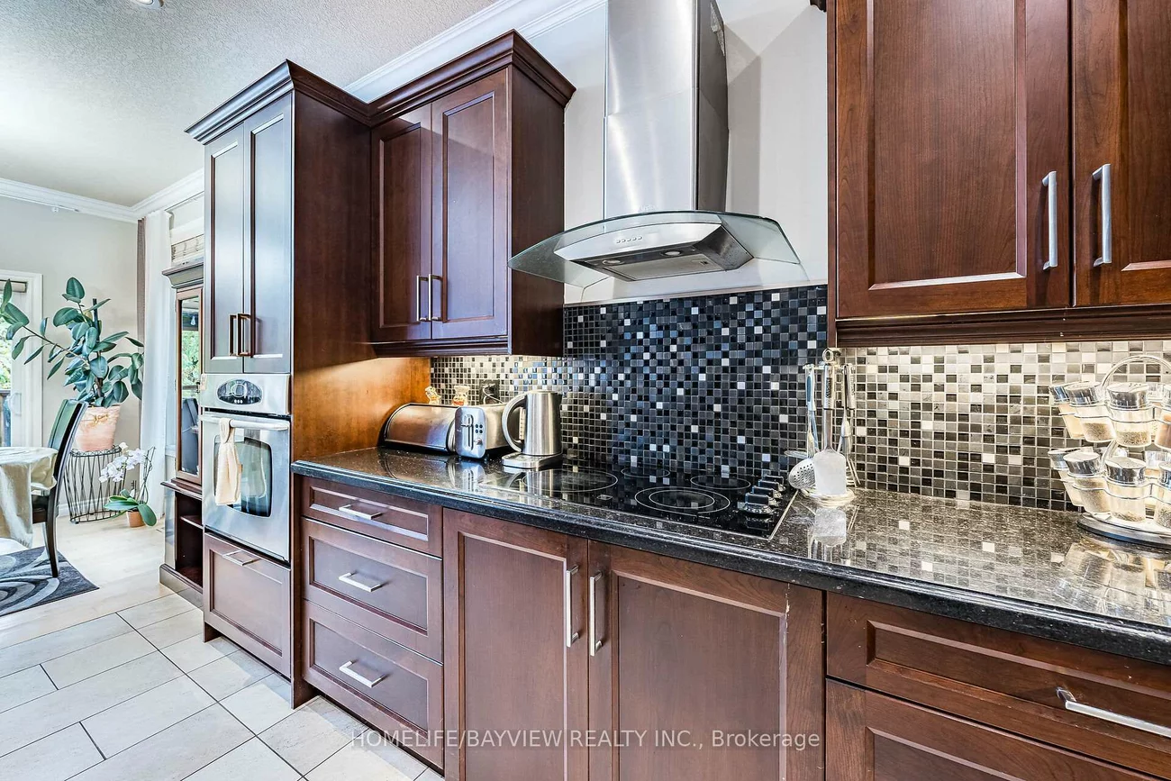 202, John, Bradford, Bradford West Gwillimbury