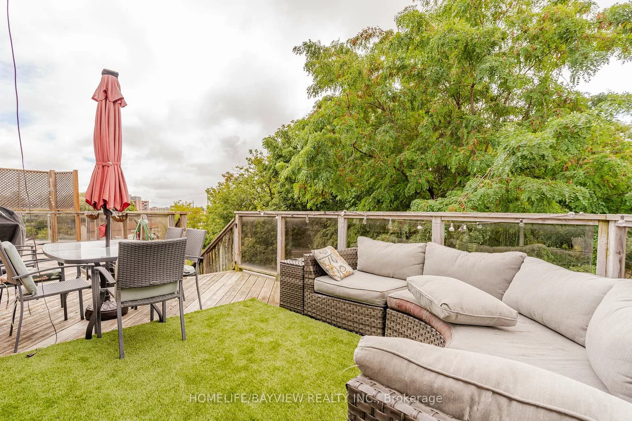 202, John, Bradford, Bradford West Gwillimbury