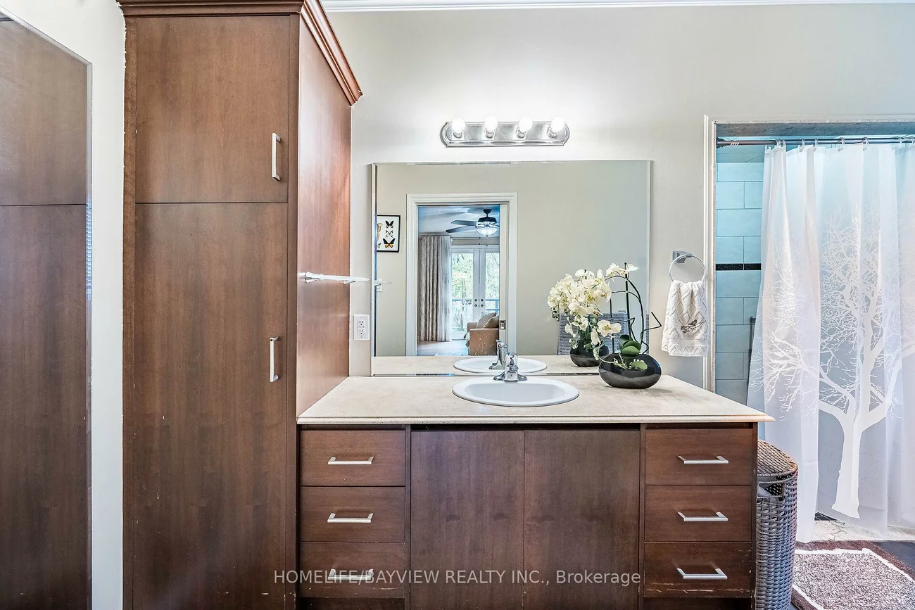 202, John, Bradford, Bradford West Gwillimbury