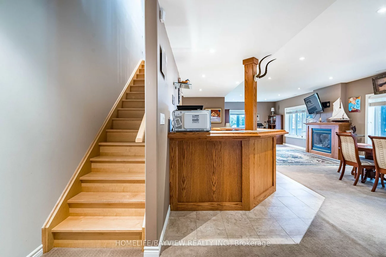 202, John, Bradford, Bradford West Gwillimbury