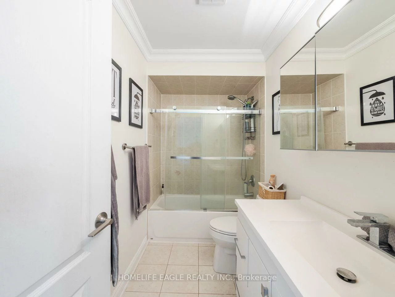 15, Eve, Bradford, Bradford West Gwillimbury