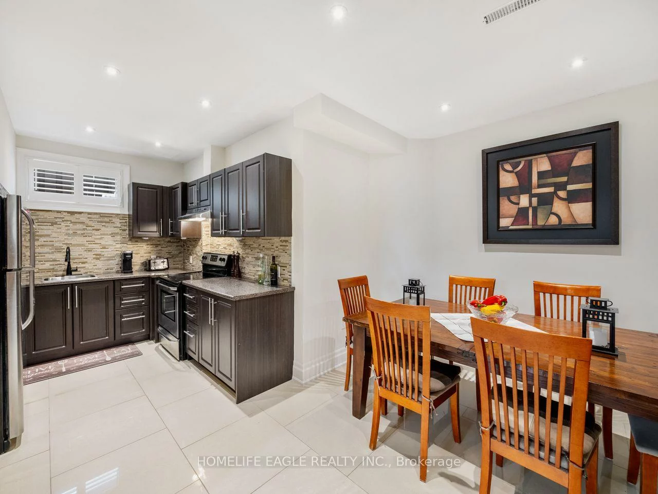 15, Eve, Bradford, Bradford West Gwillimbury