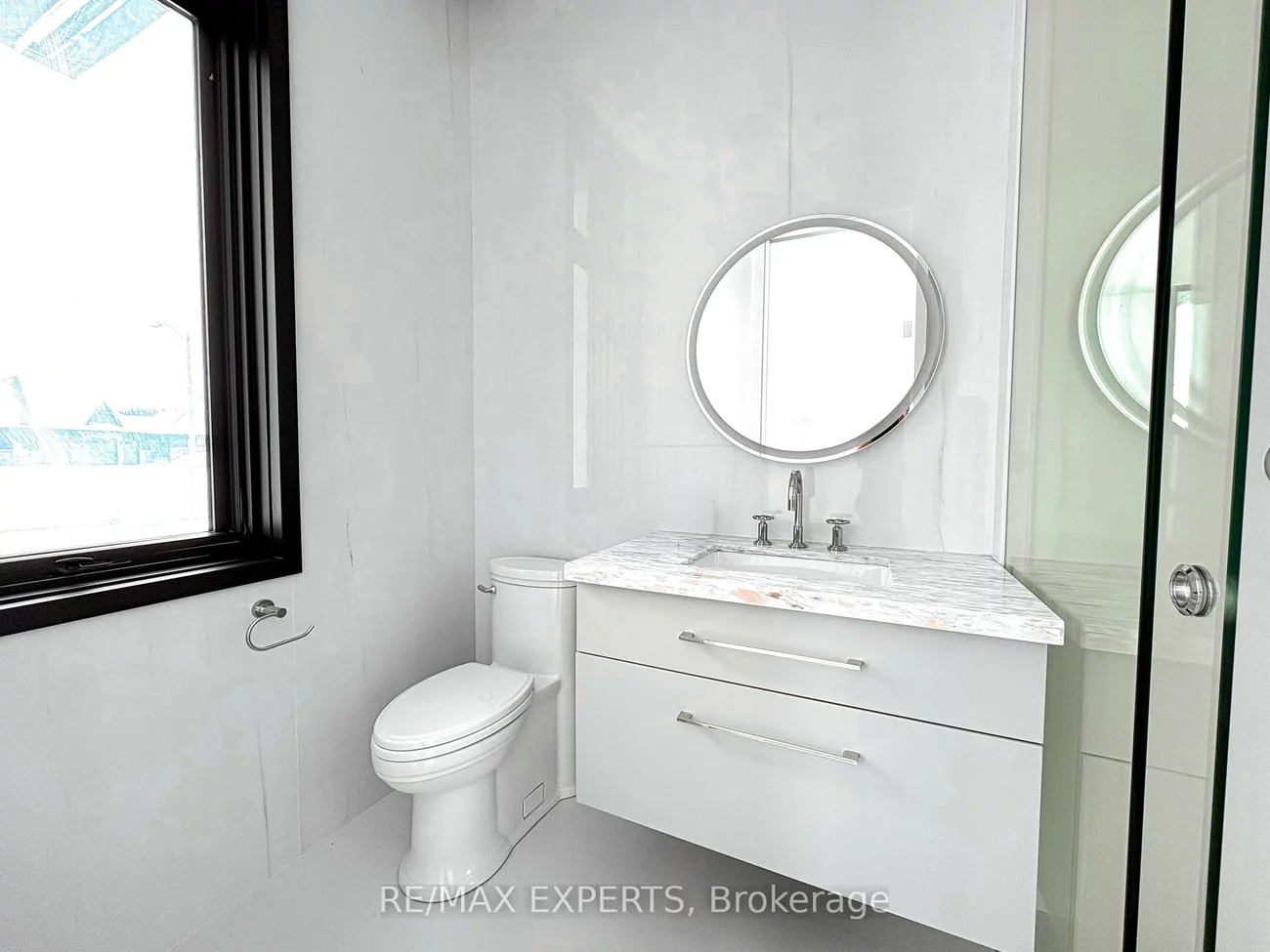 130, Dale, Rural Bradford West Gwillimbury, Bradford West Gwillimbury