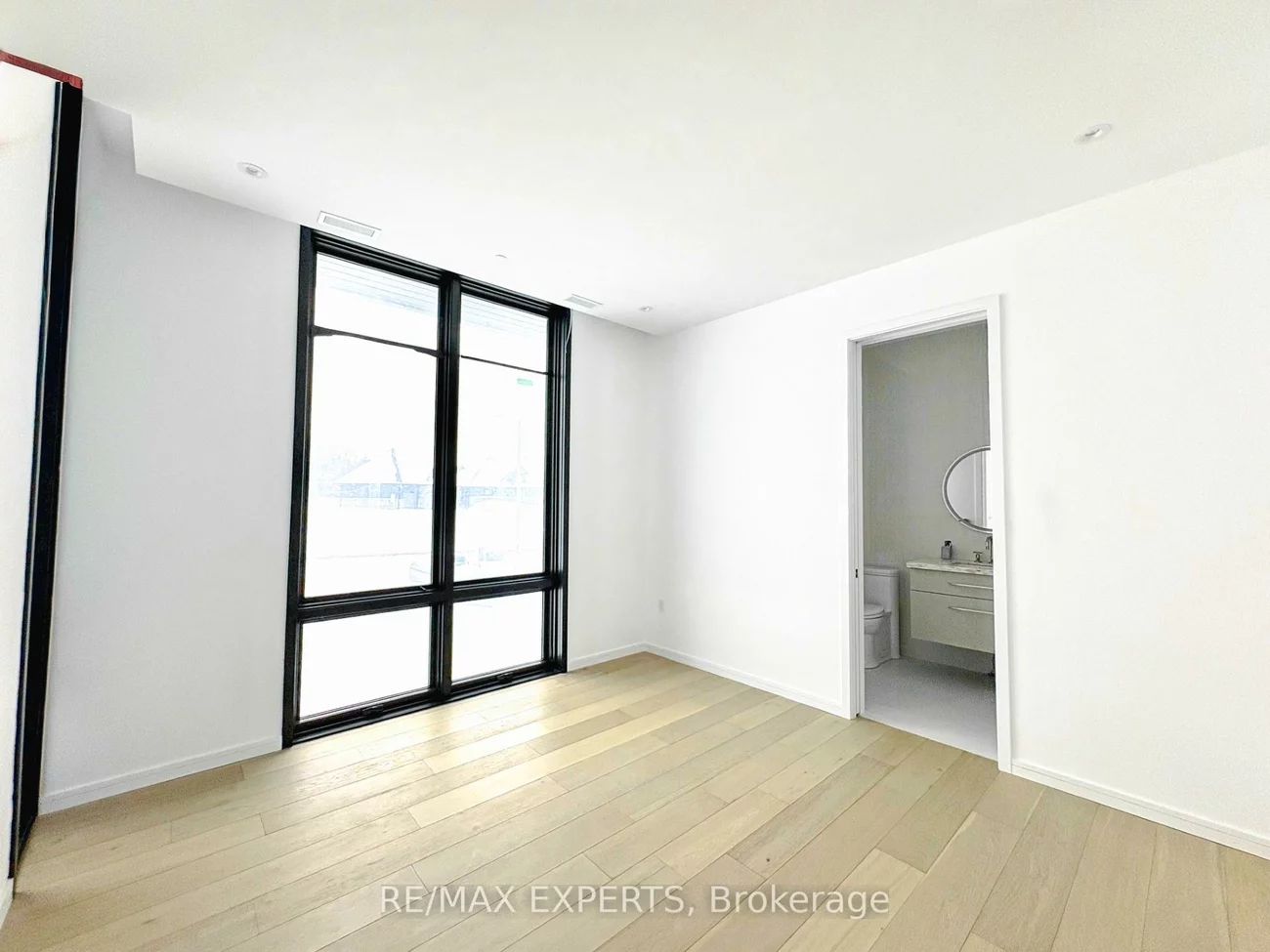 130, Dale, Rural Bradford West Gwillimbury, Bradford West Gwillimbury