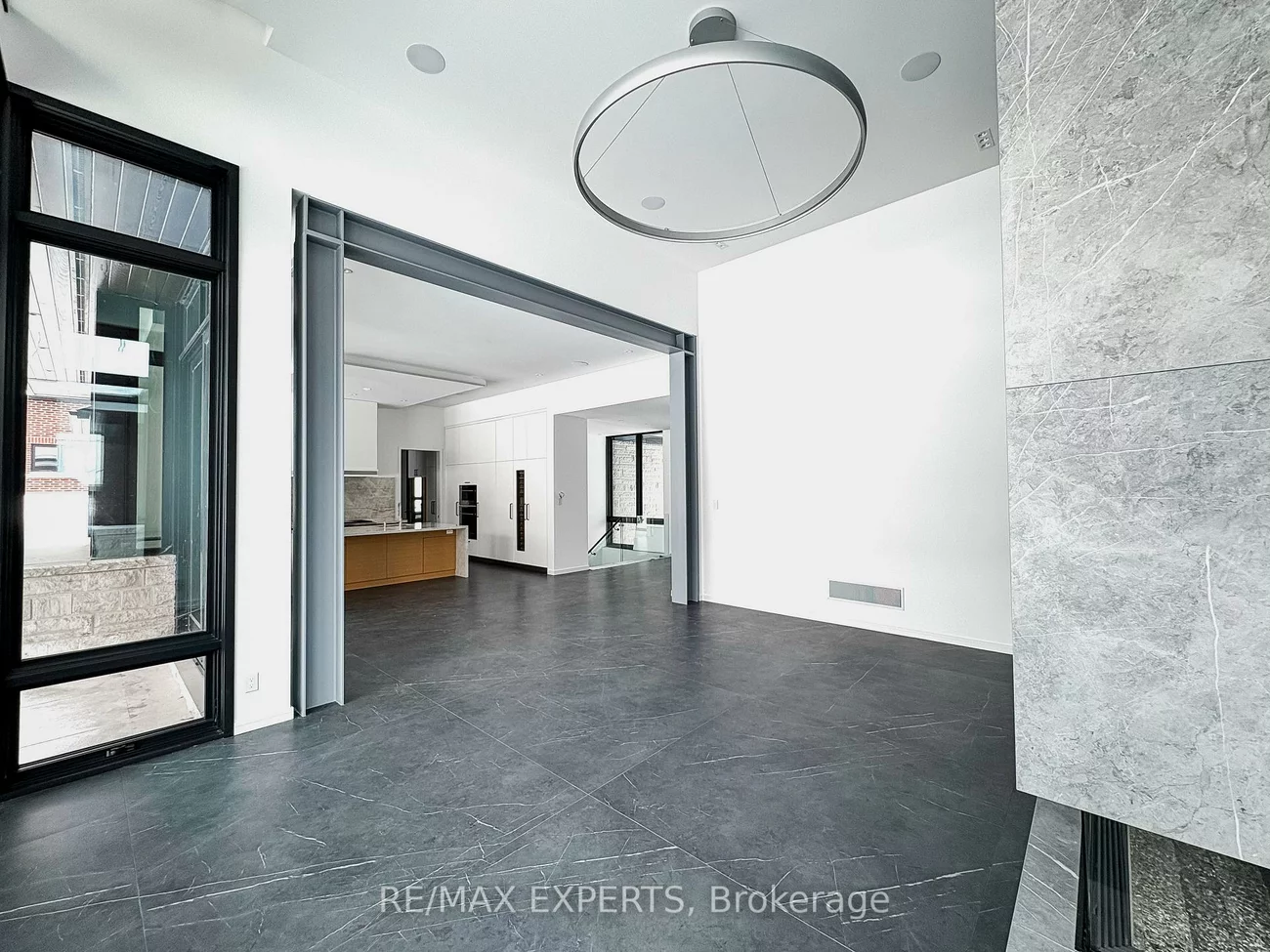 130, Dale, Rural Bradford West Gwillimbury, Bradford West Gwillimbury