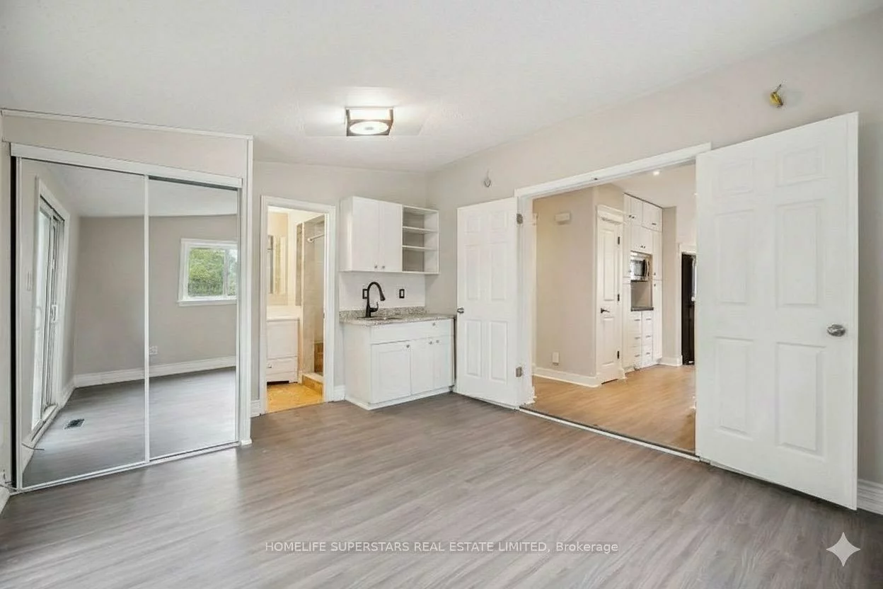 4290, Yonge, Rural Bradford West Gwillimbury, Bradford West Gwillimbury