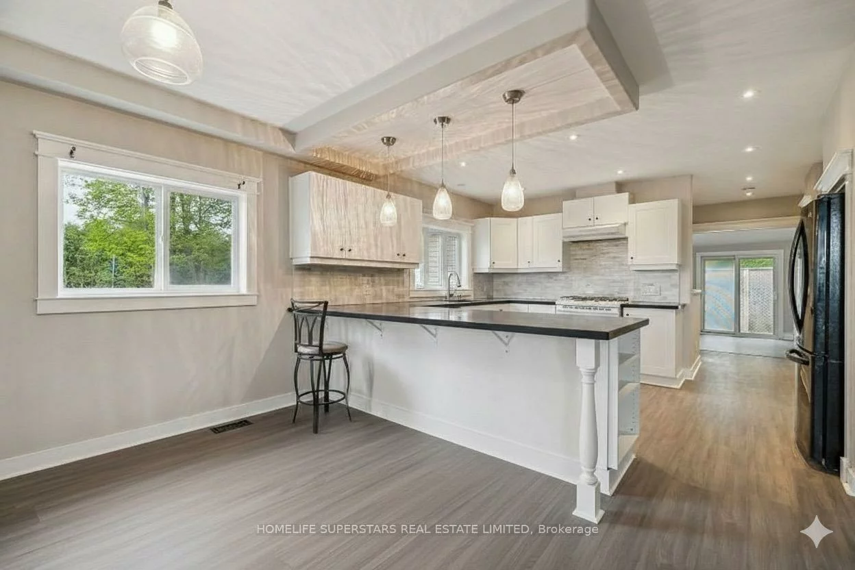 4290, Yonge, Rural Bradford West Gwillimbury, Bradford West Gwillimbury