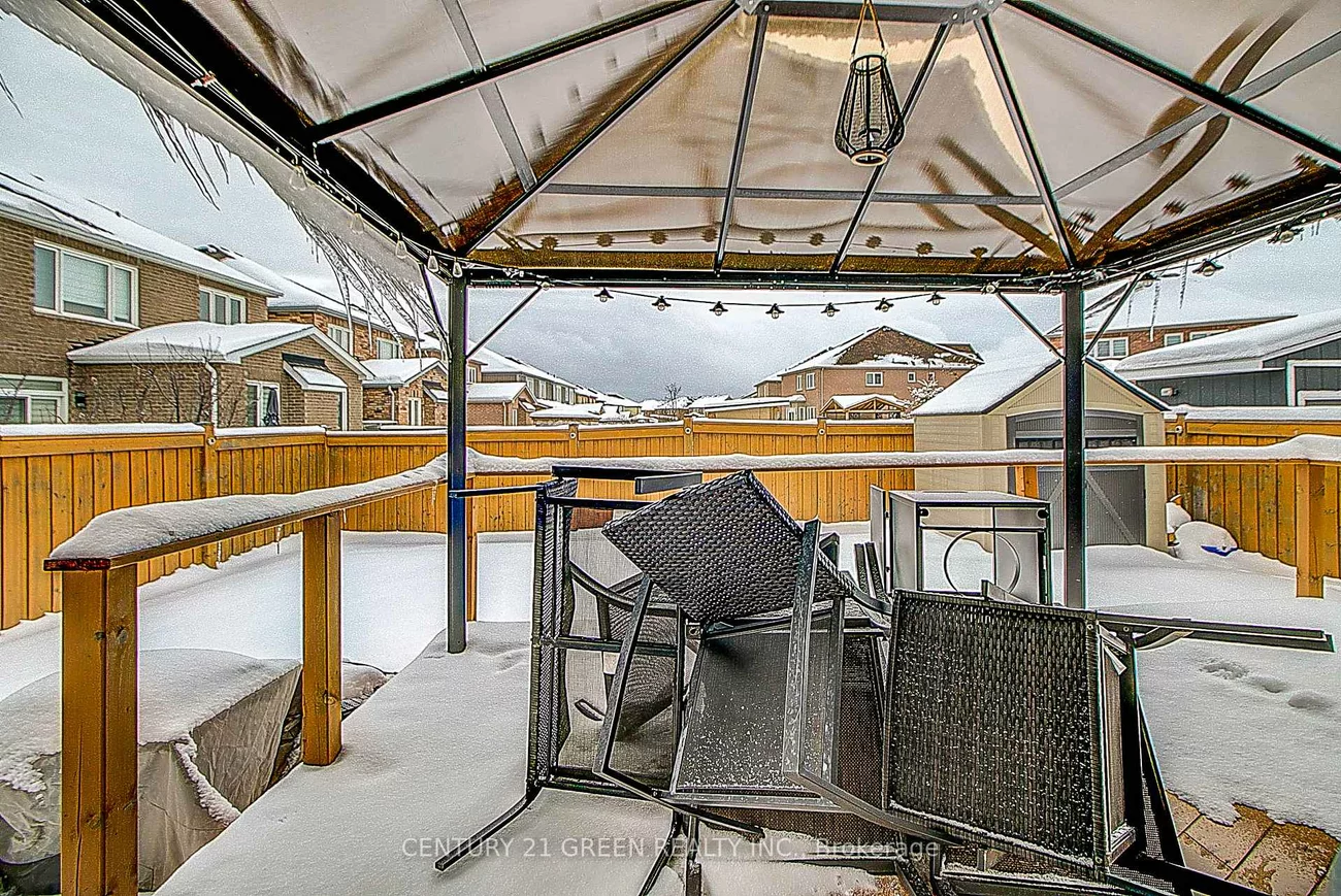 73, Wandering Glider, Bradford, Bradford West Gwillimbury