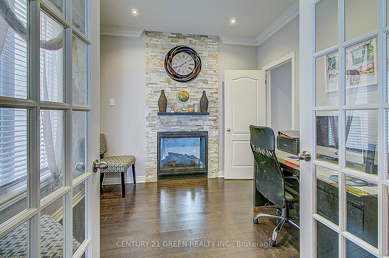 73, Wandering Glider, Bradford, Bradford West Gwillimbury