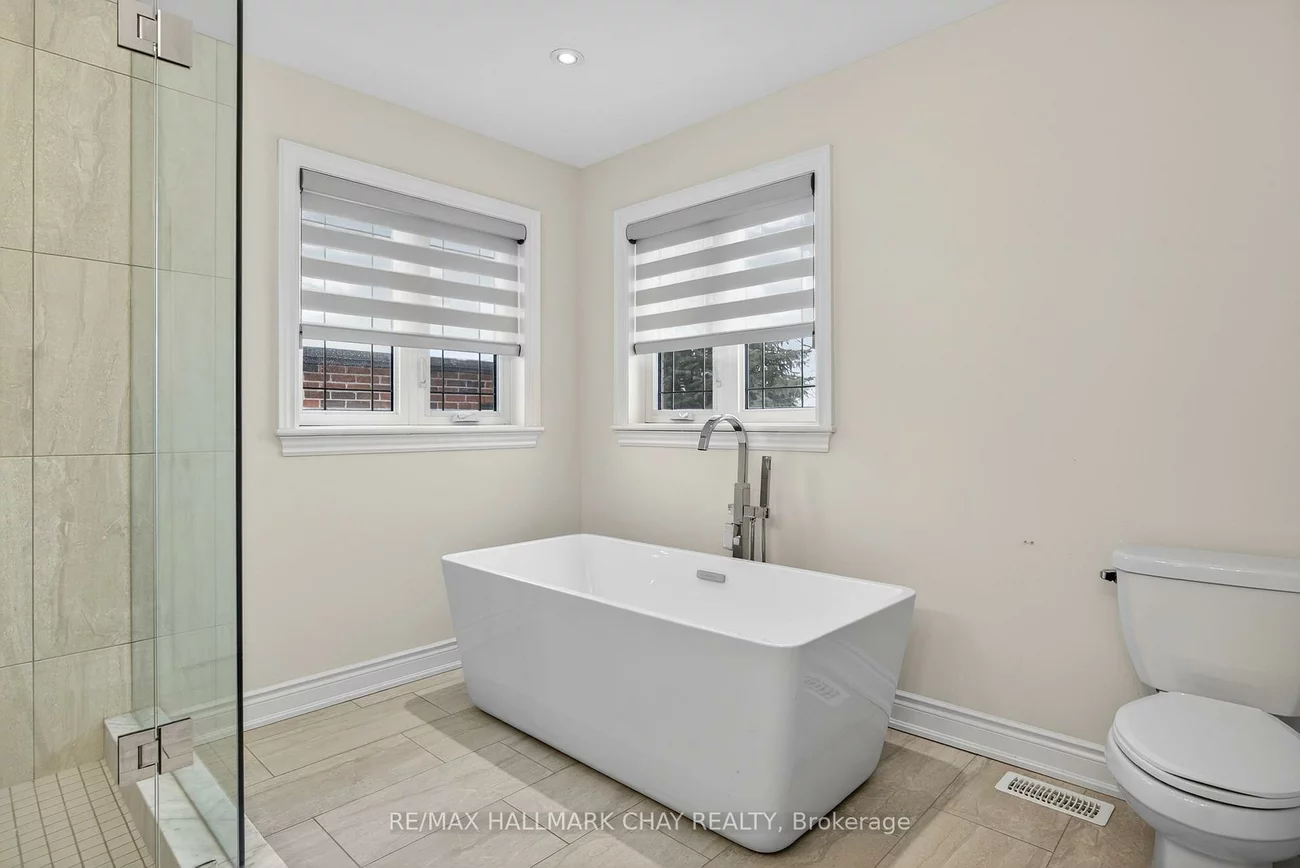 101, Gardiner, Bradford, Bradford West Gwillimbury