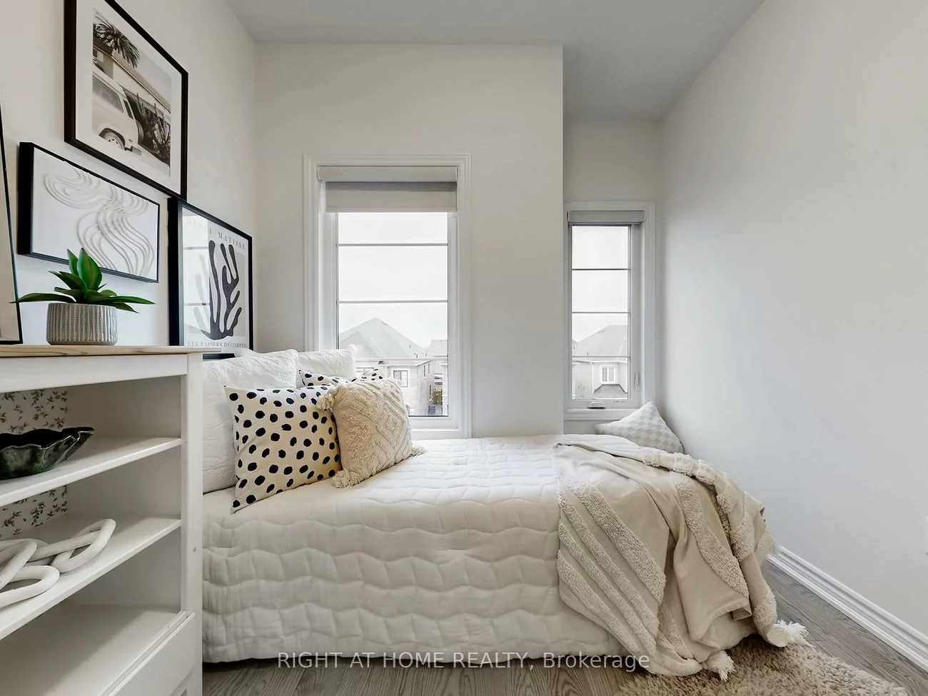 30, Paisley, Bradford, Bradford West Gwillimbury