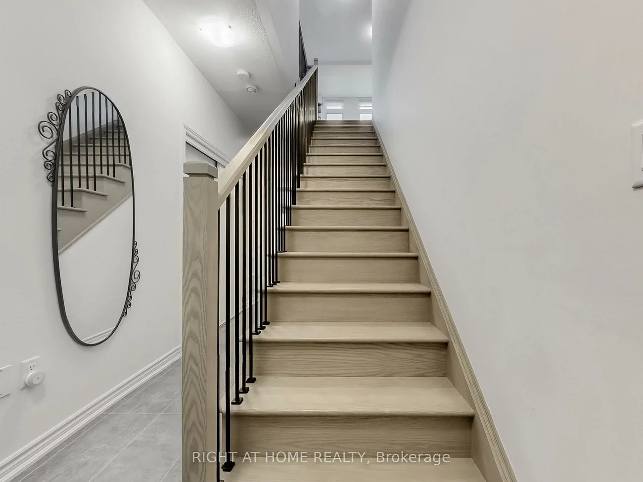 30, Paisley, Bradford, Bradford West Gwillimbury