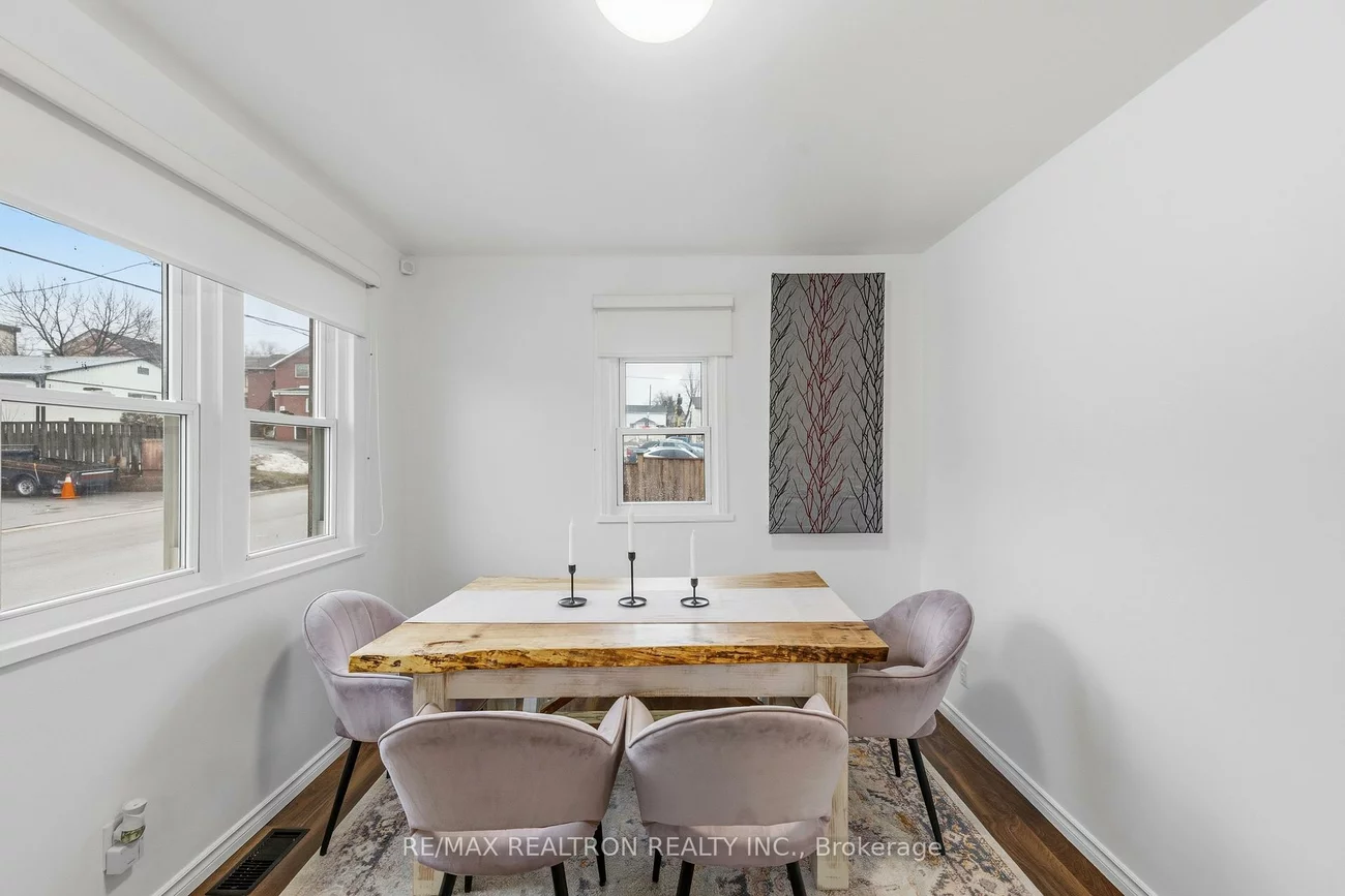 25, Bingham, Bradford, Bradford West Gwillimbury