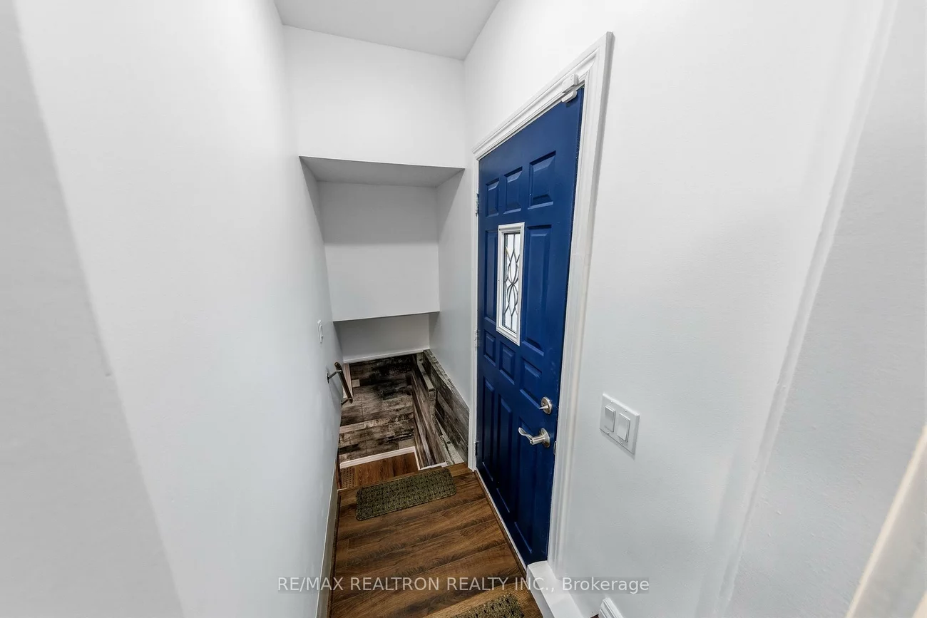 25, Bingham, Bradford, Bradford West Gwillimbury