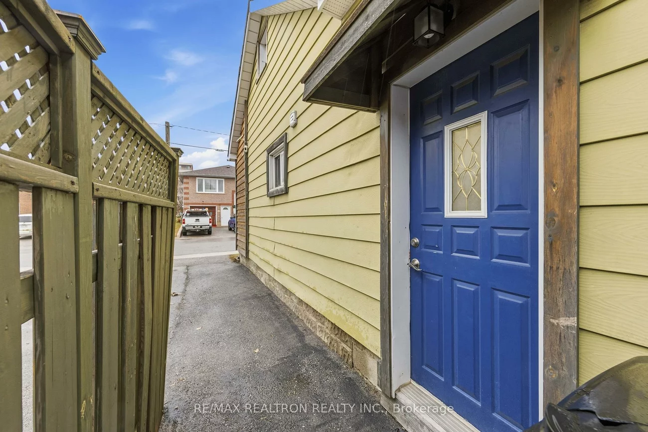 25, Bingham, Bradford, Bradford West Gwillimbury