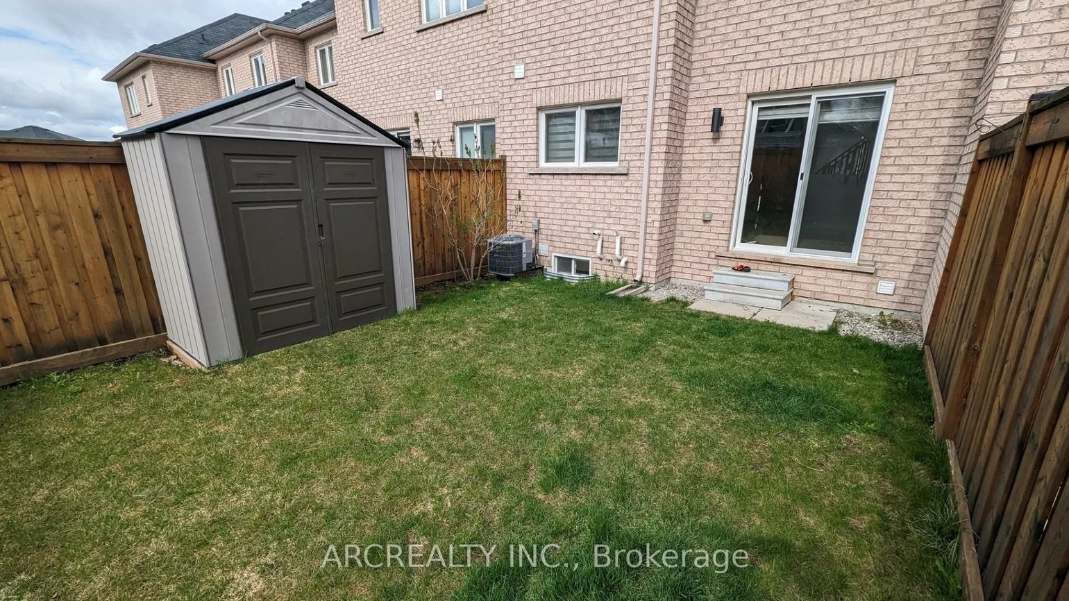 37, Matthewson, Bradford, Bradford West Gwillimbury