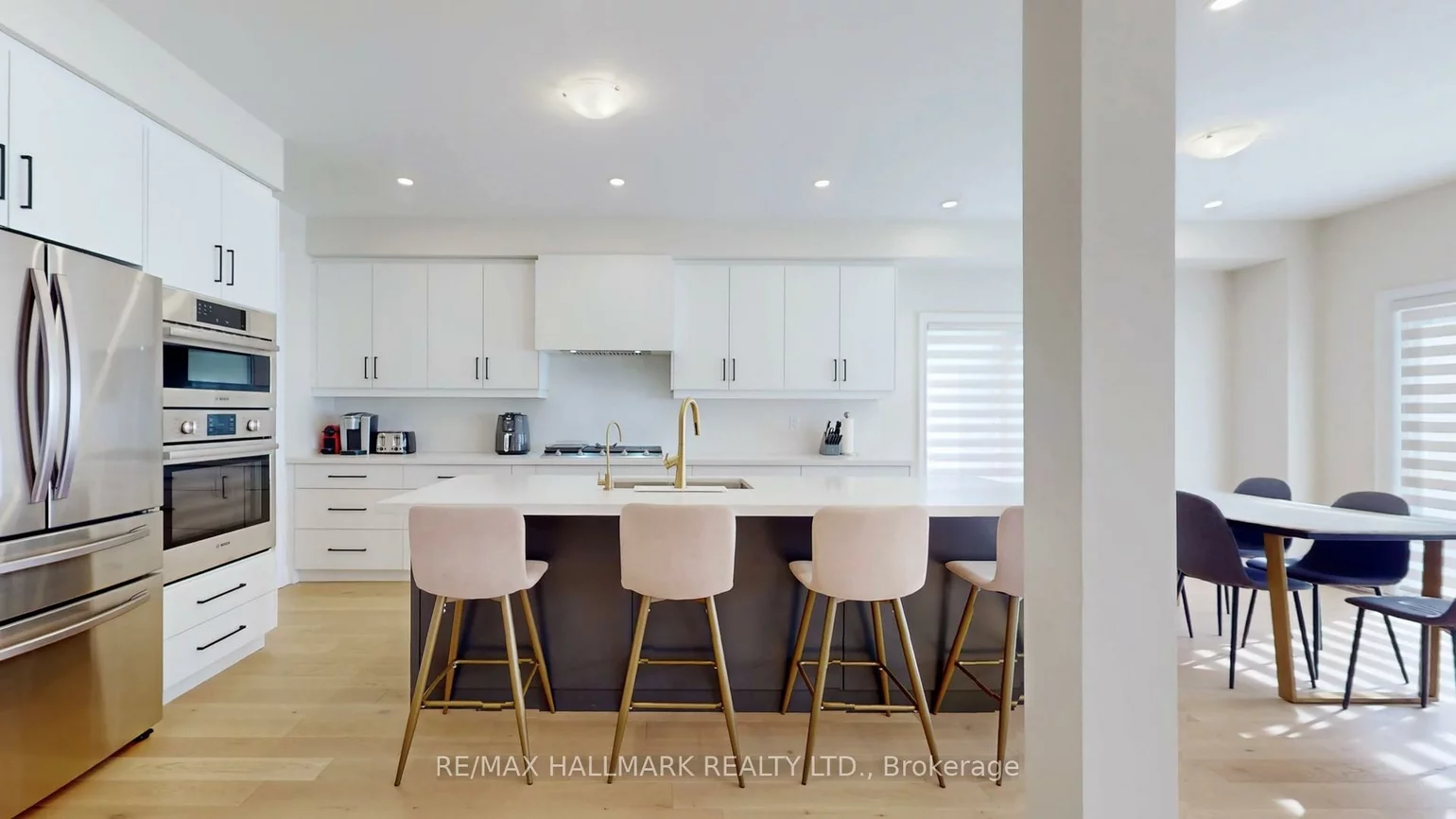 61, Mac Campbell, Bradford, Bradford West Gwillimbury