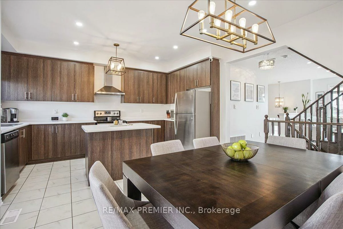 149, Taucar, Bradford, Bradford West Gwillimbury