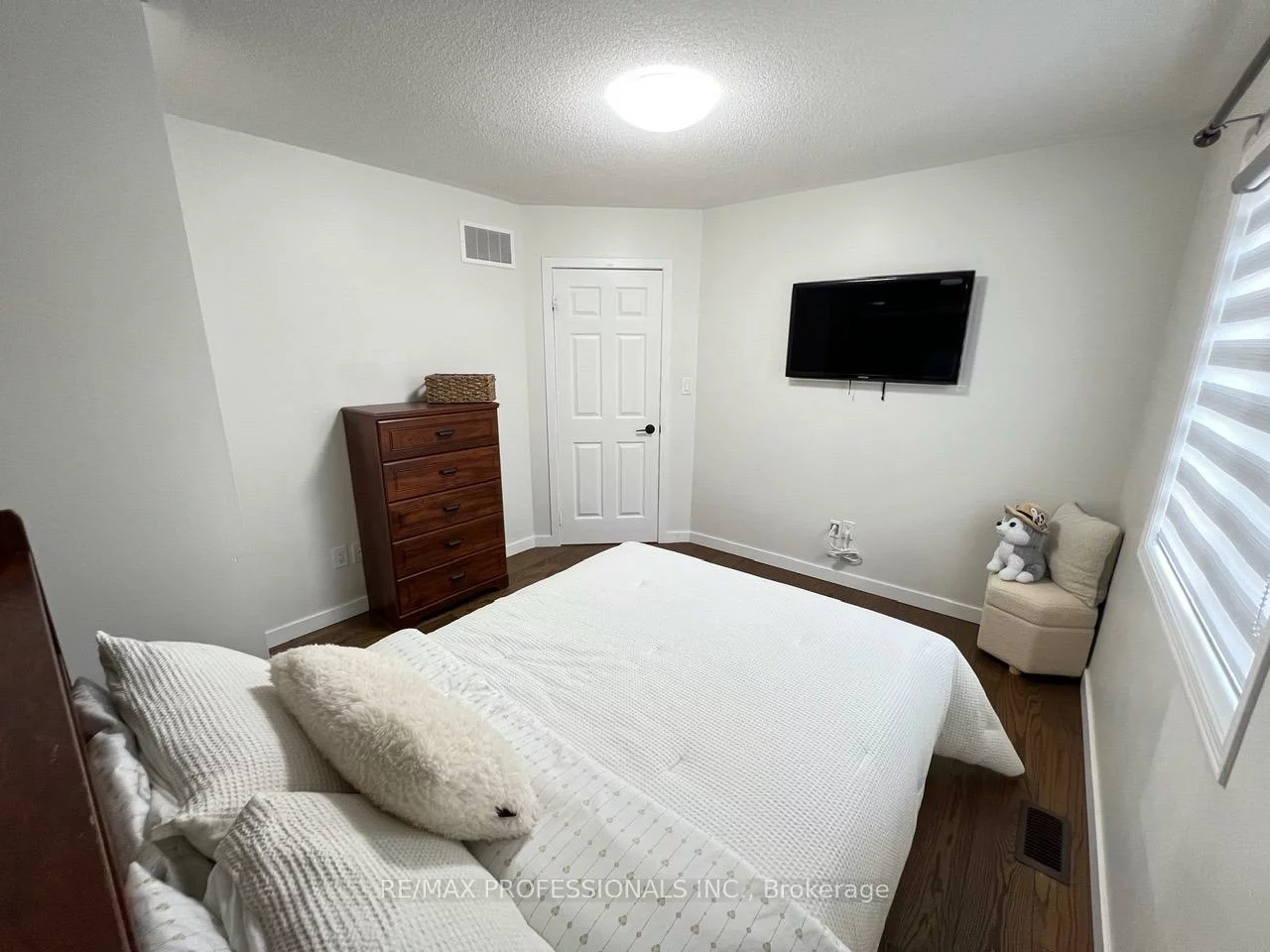 49, Liberty, Bradford, Bradford West Gwillimbury