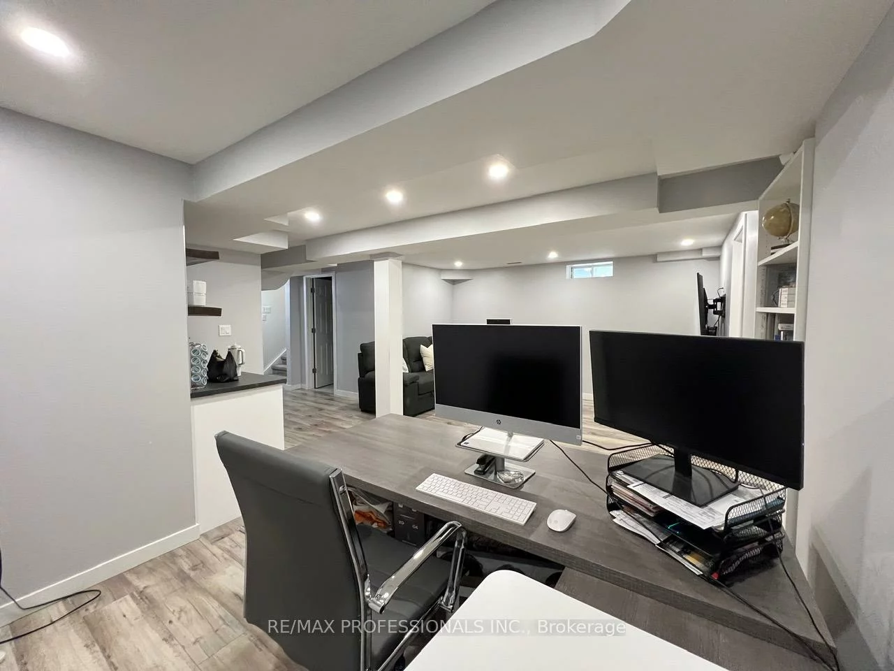 49, Liberty, Bradford, Bradford West Gwillimbury