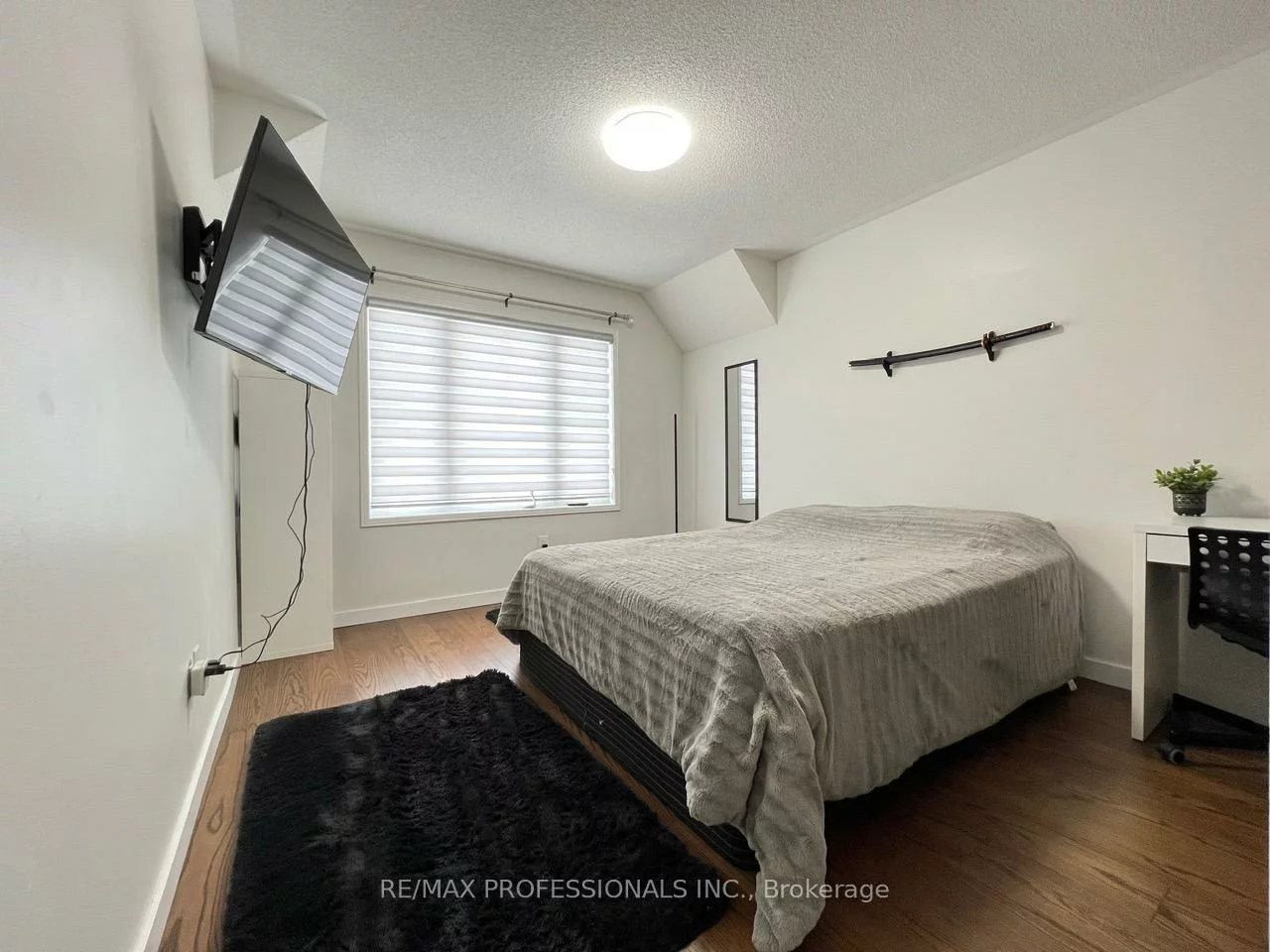 49, Liberty, Bradford, Bradford West Gwillimbury