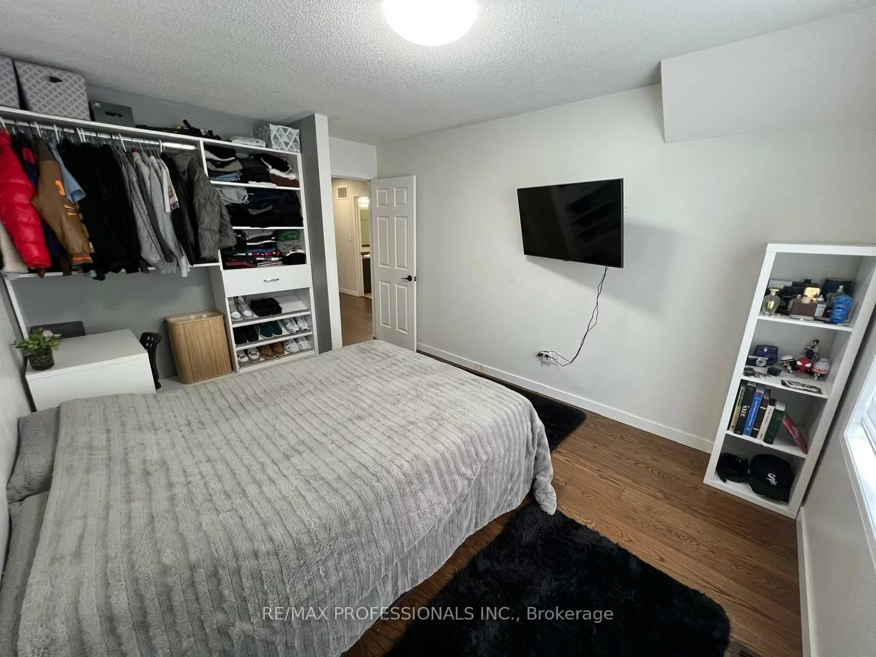 49, Liberty, Bradford, Bradford West Gwillimbury