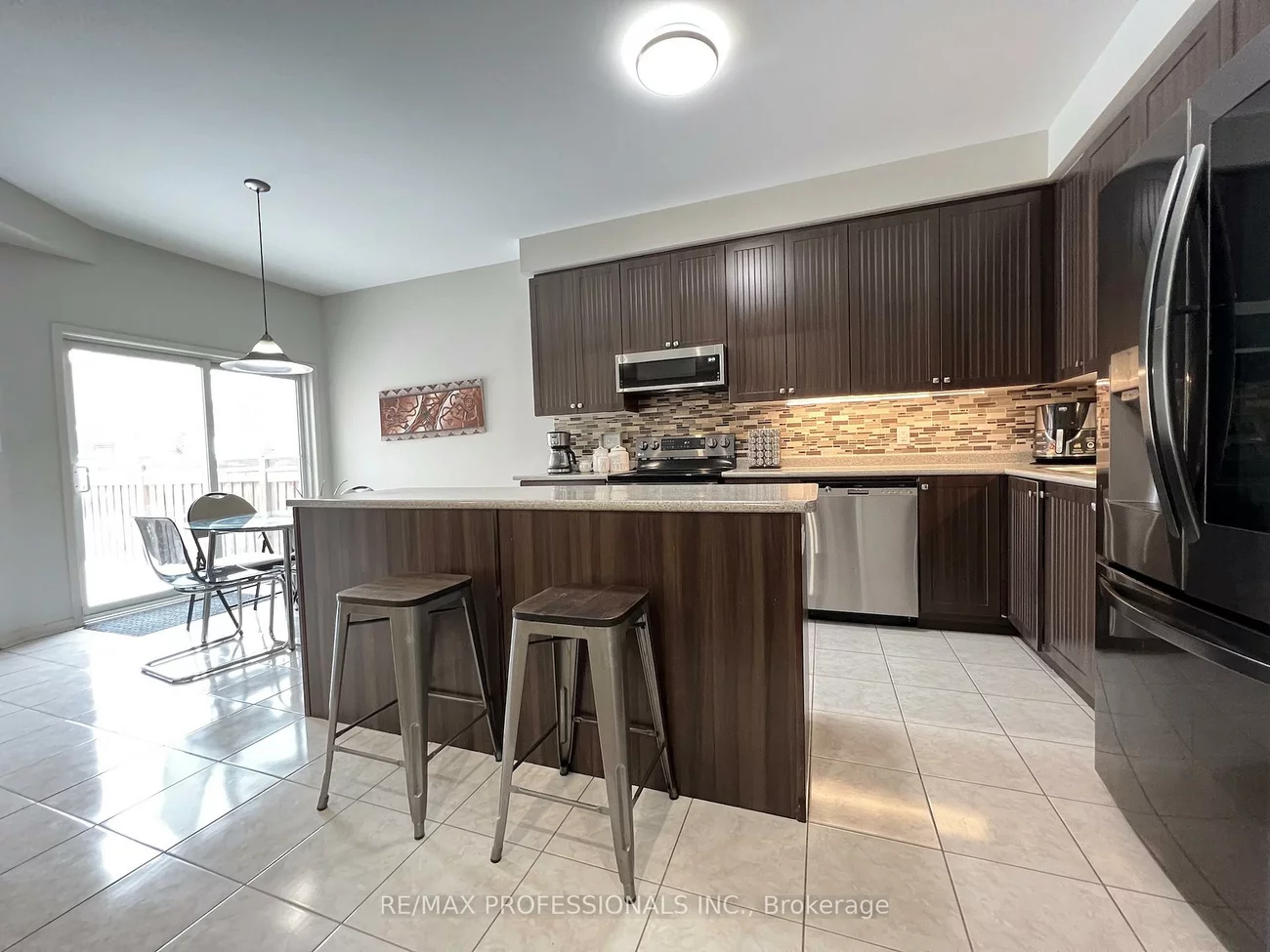 49, Liberty, Bradford, Bradford West Gwillimbury