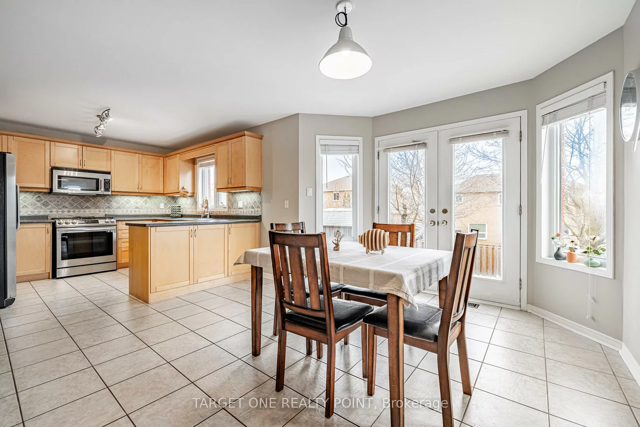 36, Prince, Bradford, Bradford West Gwillimbury