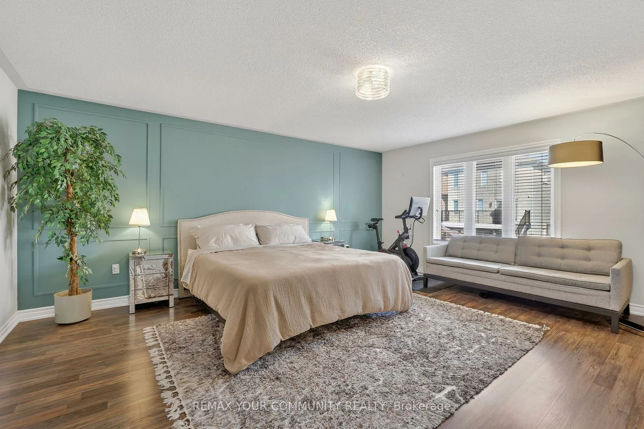 153, Hopkins, Bradford, Bradford West Gwillimbury