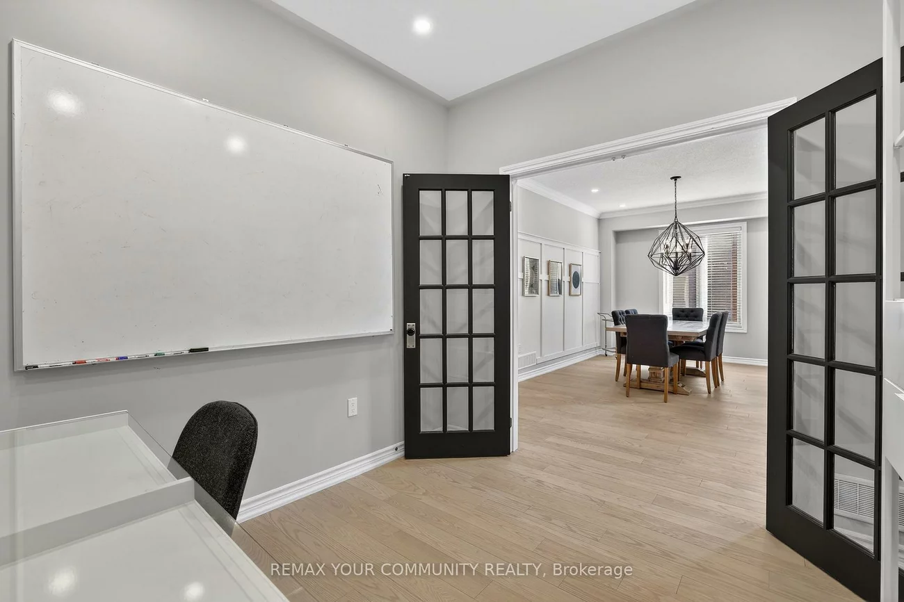 153, Hopkins, Bradford, Bradford West Gwillimbury