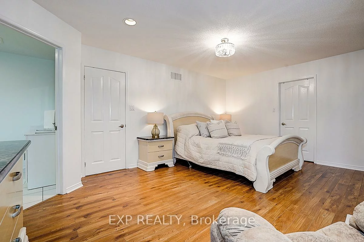 14, Prince, Bradford, Bradford West Gwillimbury