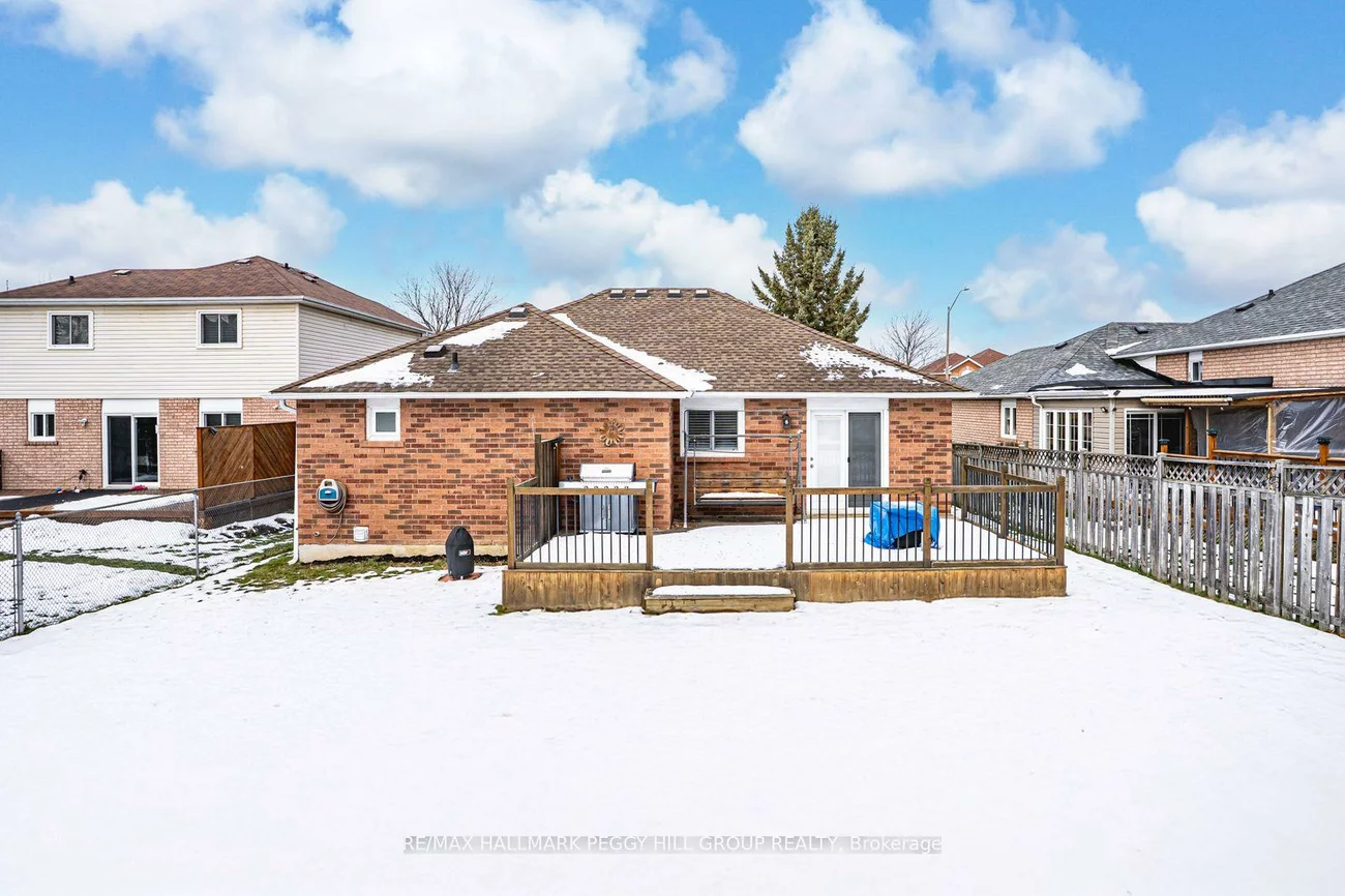 122, Fletcher, Bradford, Bradford West Gwillimbury