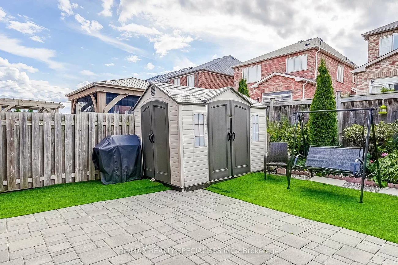 18, Rogers, Bradford, Bradford West Gwillimbury