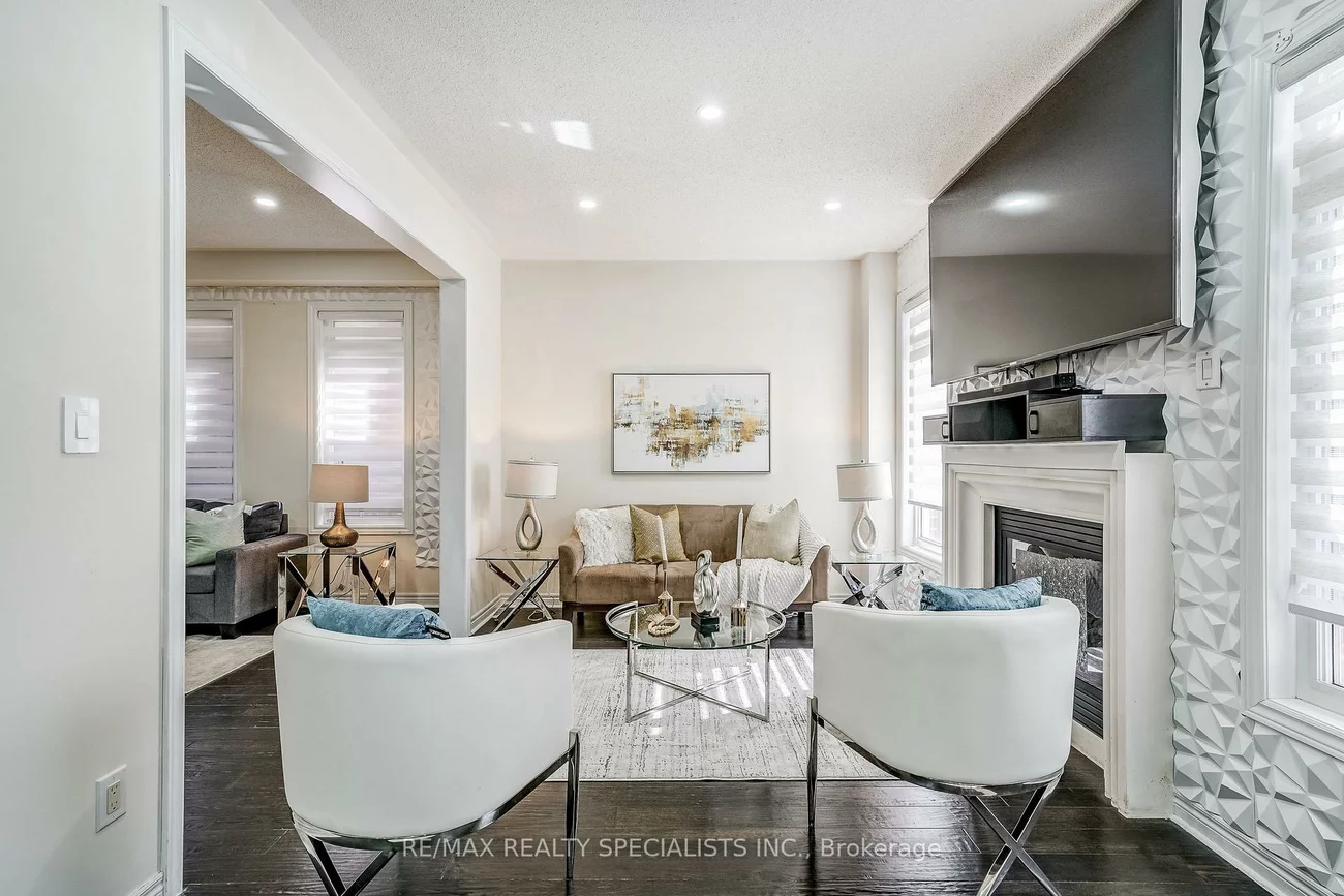 18, Rogers, Bradford, Bradford West Gwillimbury