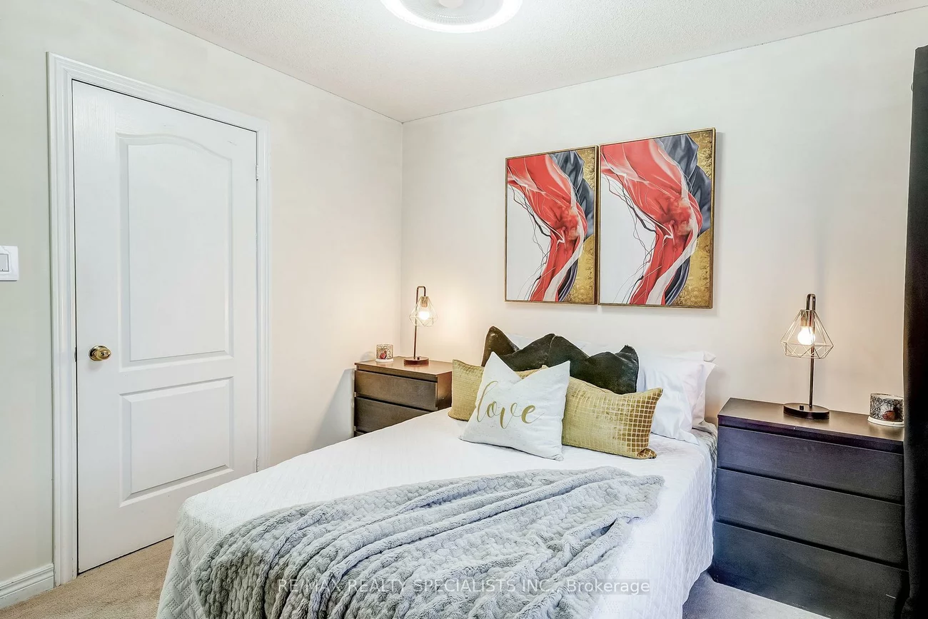 18, Rogers, Bradford, Bradford West Gwillimbury