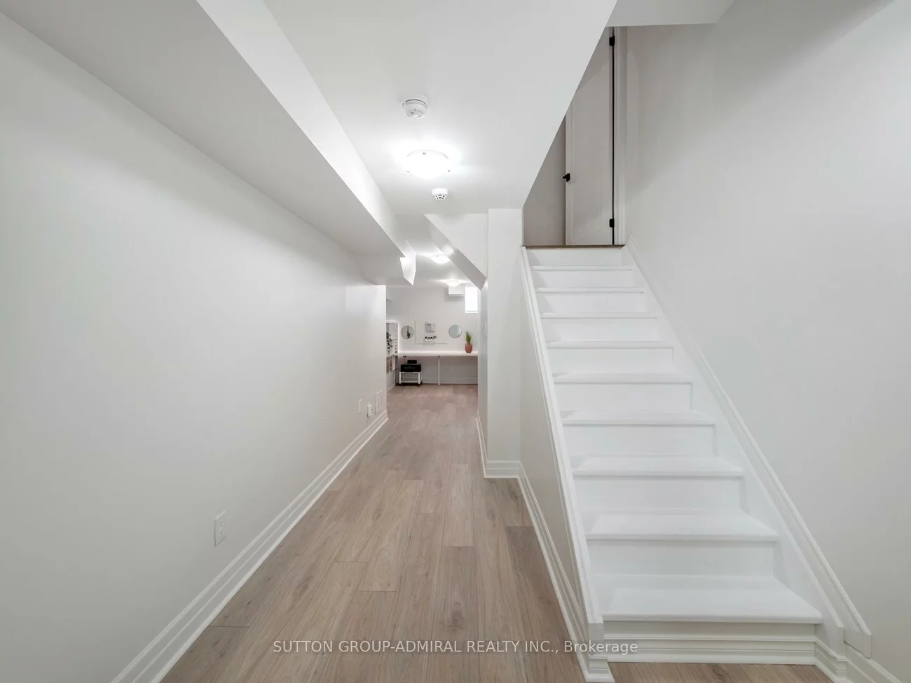 14, Booth, Bradford, Bradford West Gwillimbury