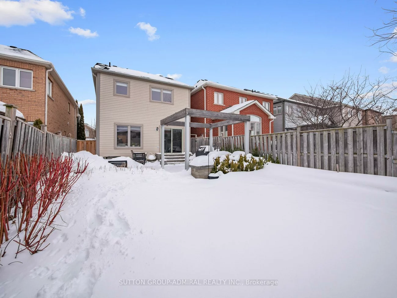 14, Booth, Bradford, Bradford West Gwillimbury