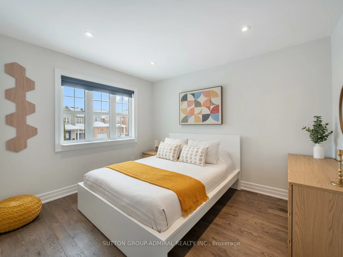 14, Booth, Bradford, Bradford West Gwillimbury