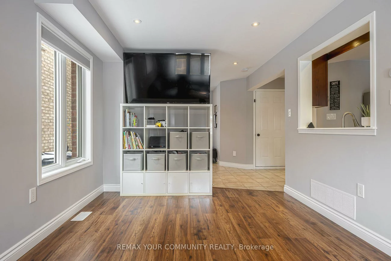 14, Armstrong, Bradford, Bradford West Gwillimbury