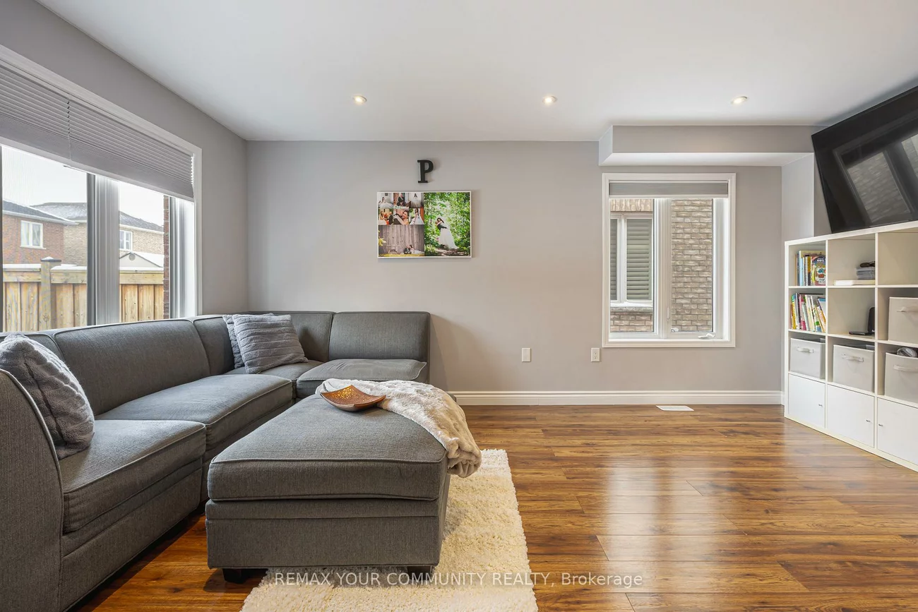 14, Armstrong, Bradford, Bradford West Gwillimbury