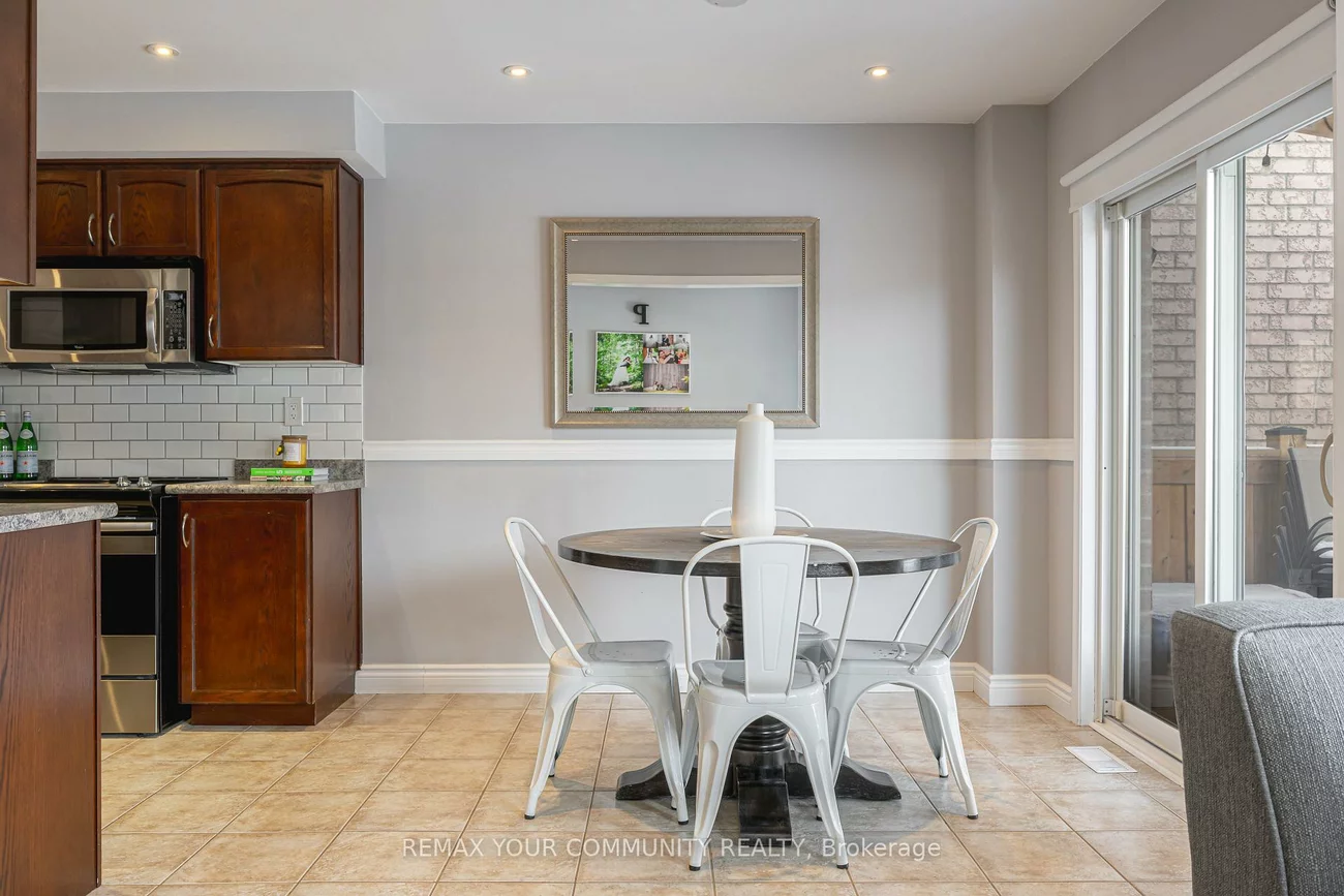 14, Armstrong, Bradford, Bradford West Gwillimbury