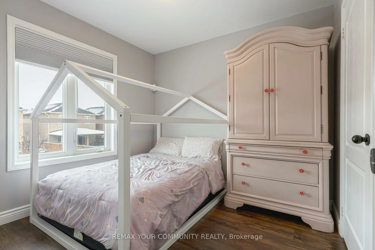 14, Armstrong, Bradford, Bradford West Gwillimbury