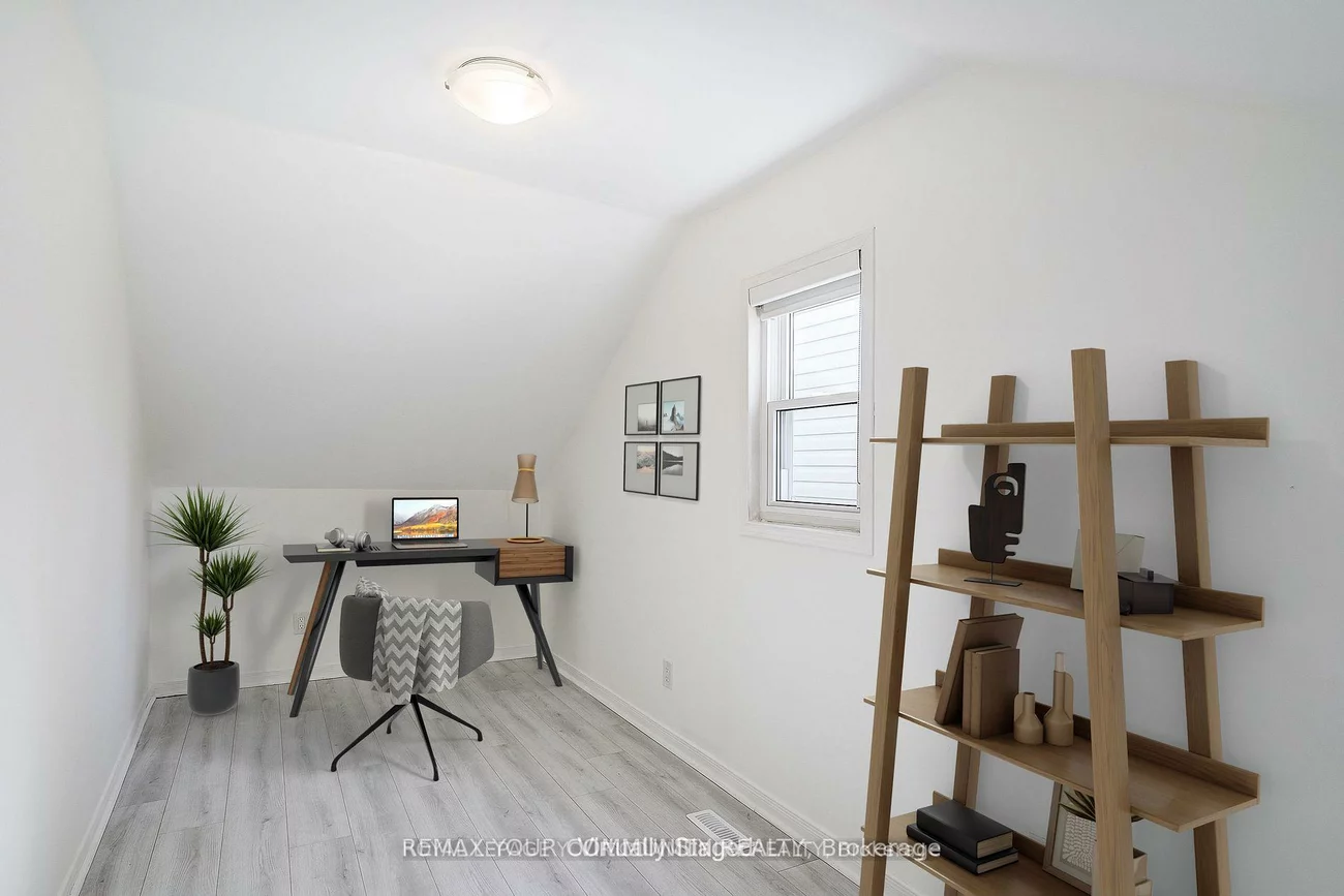 39, Drury, Bradford, Bradford West Gwillimbury